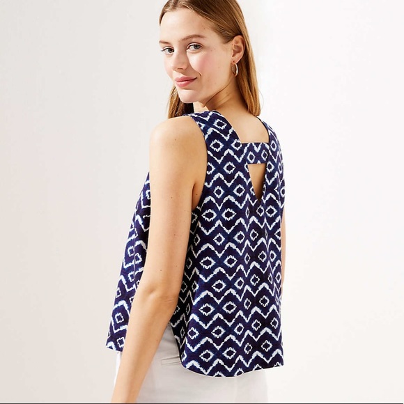 Batik Bar Back Cropped Shell - Picture 3 of 4